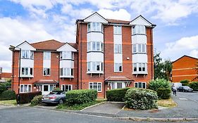 Spacious 2 Bedroom Apartment